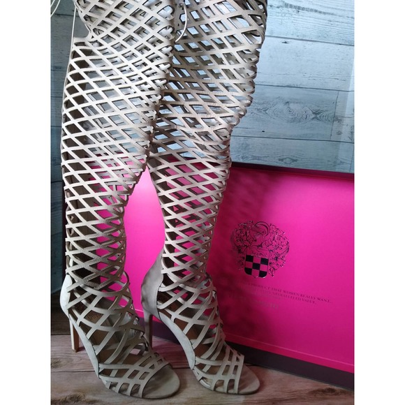 Vince Camuto Women's Keliana Knee High Boot Size 7 in Box - Picture 3 of 7